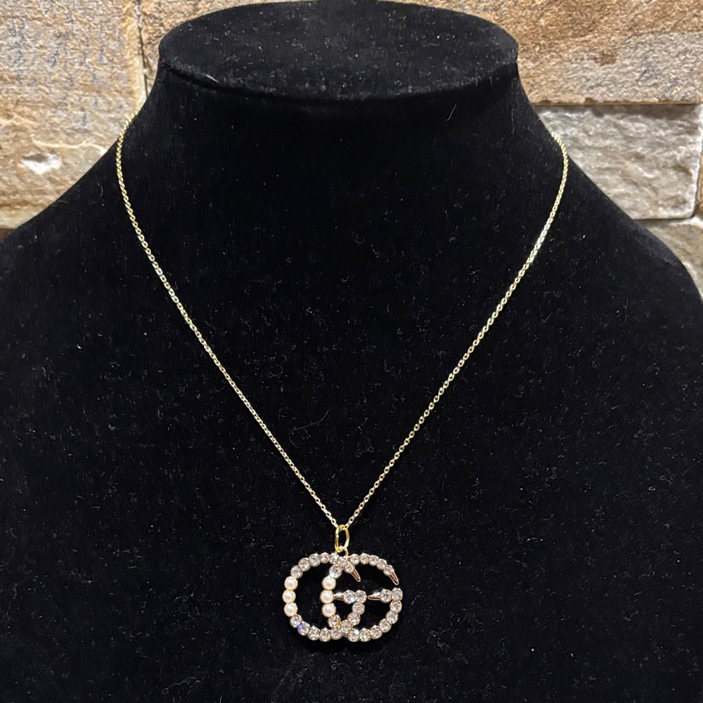 Elegant Gold, Pearl and Crystal GG Pendant Necklace